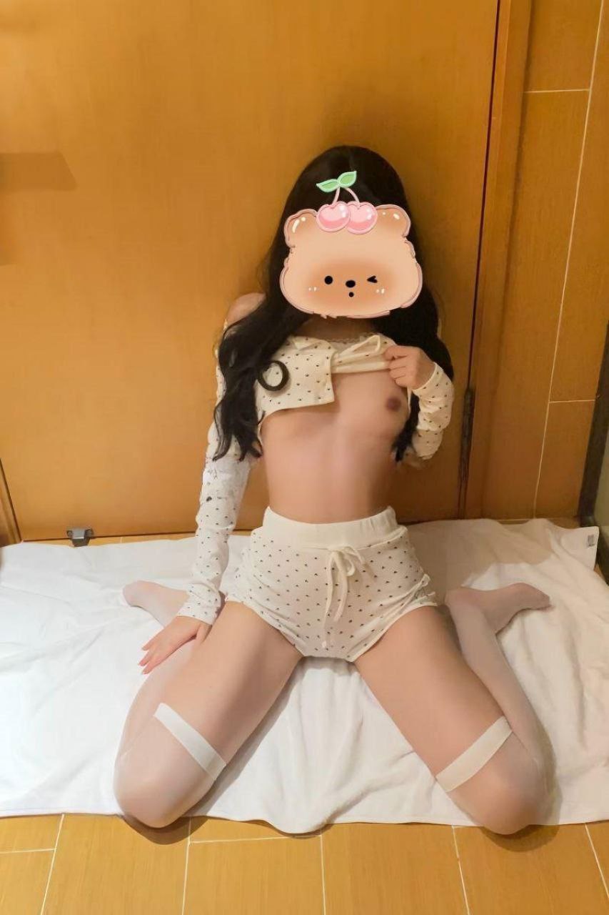 亚洲人精品午夜射精日韩,メイリン モデルコレクション メ,观看免费无删减完整版